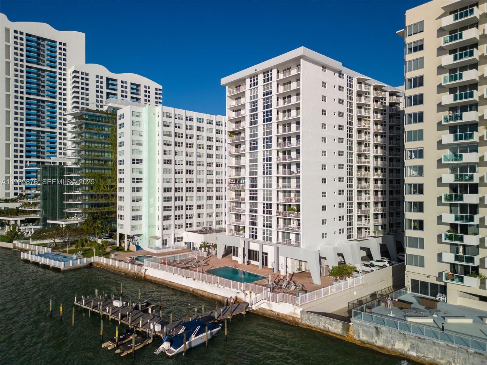 1228 West Avenue 704, Miami Beach, FL 33139 photo 23