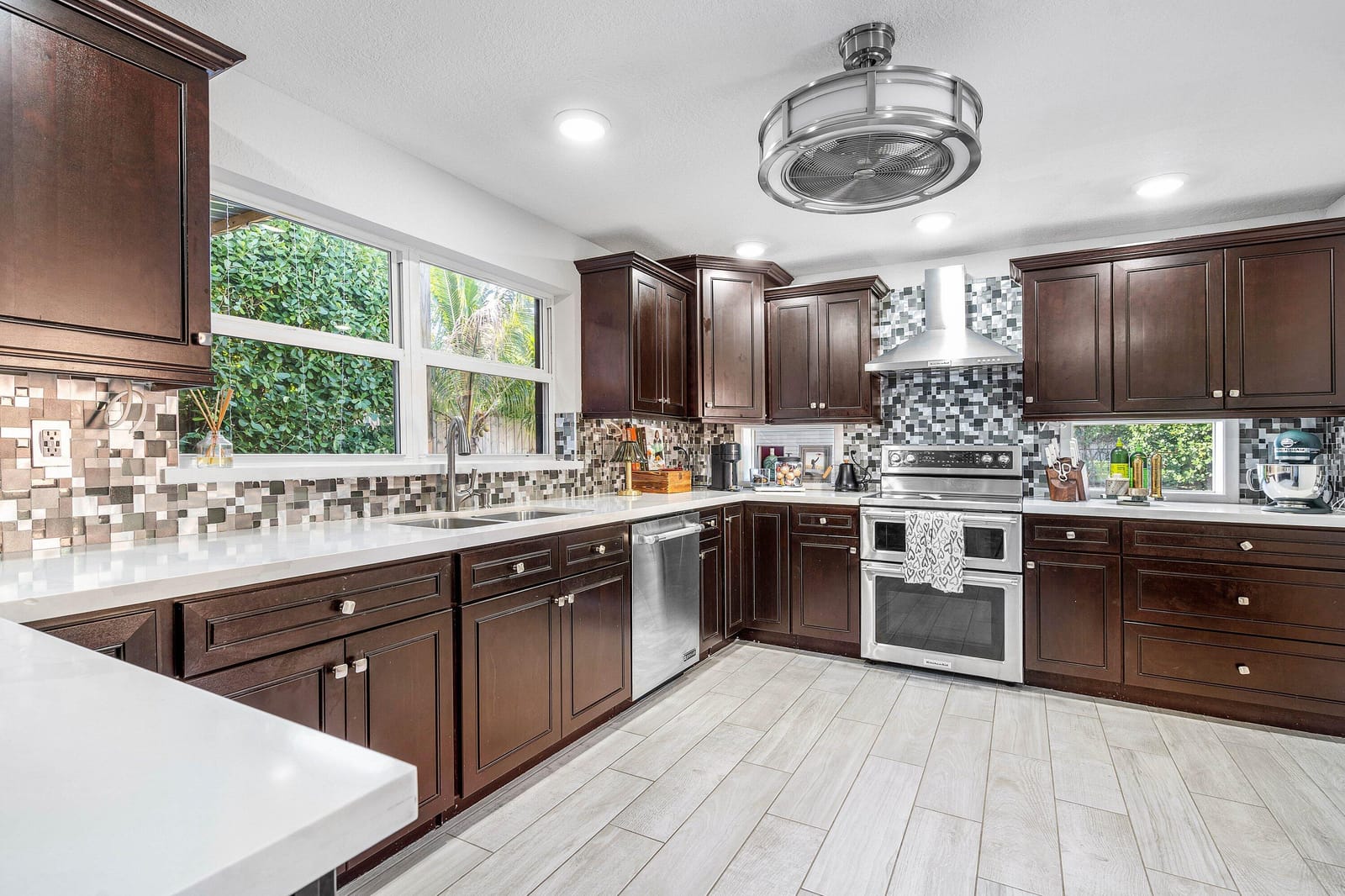 1009 NW 8th Street — photo 11