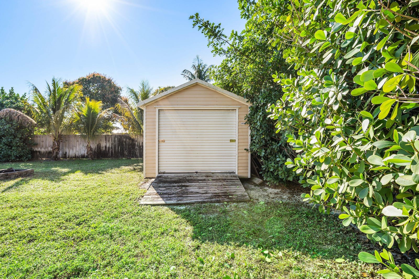1009 NW 8th Street, Boynton Beach, FL 33426 photo 17
