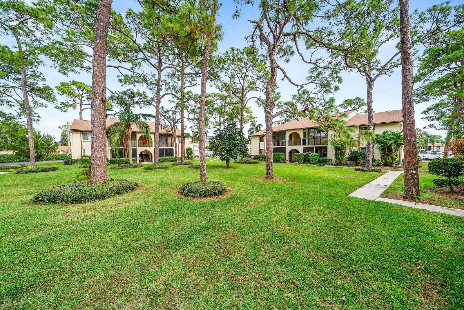 325 Knotty Pine Circle C-1, Greenacres, FL 33463 photo 18