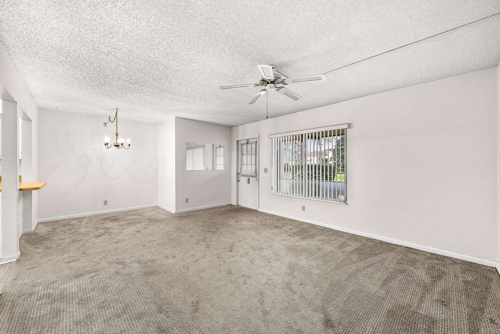 325 Knotty Pine Circle C-1 — photo 5