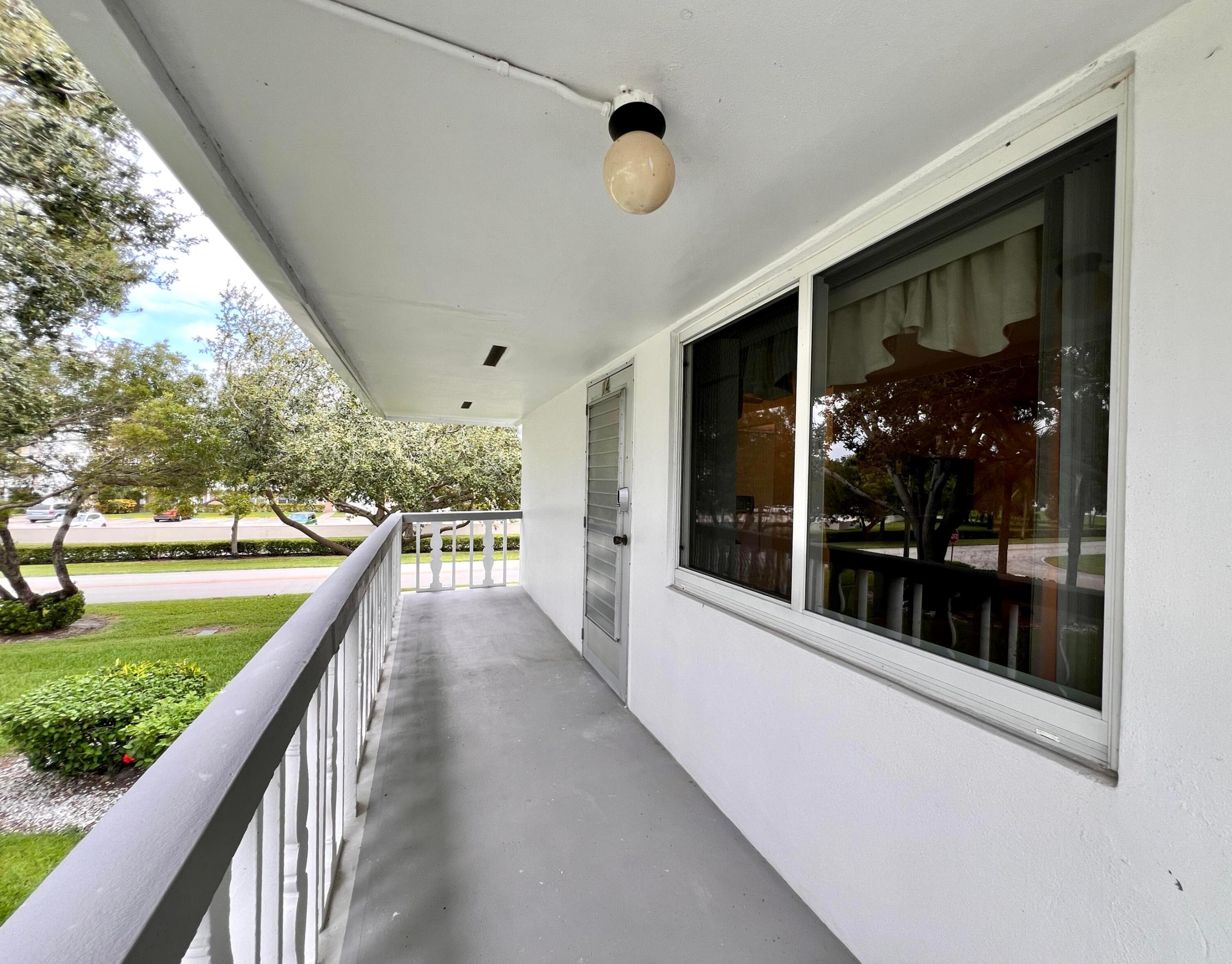 14 Bedford A, West Palm Beach, FL 33417, West Palm Beach