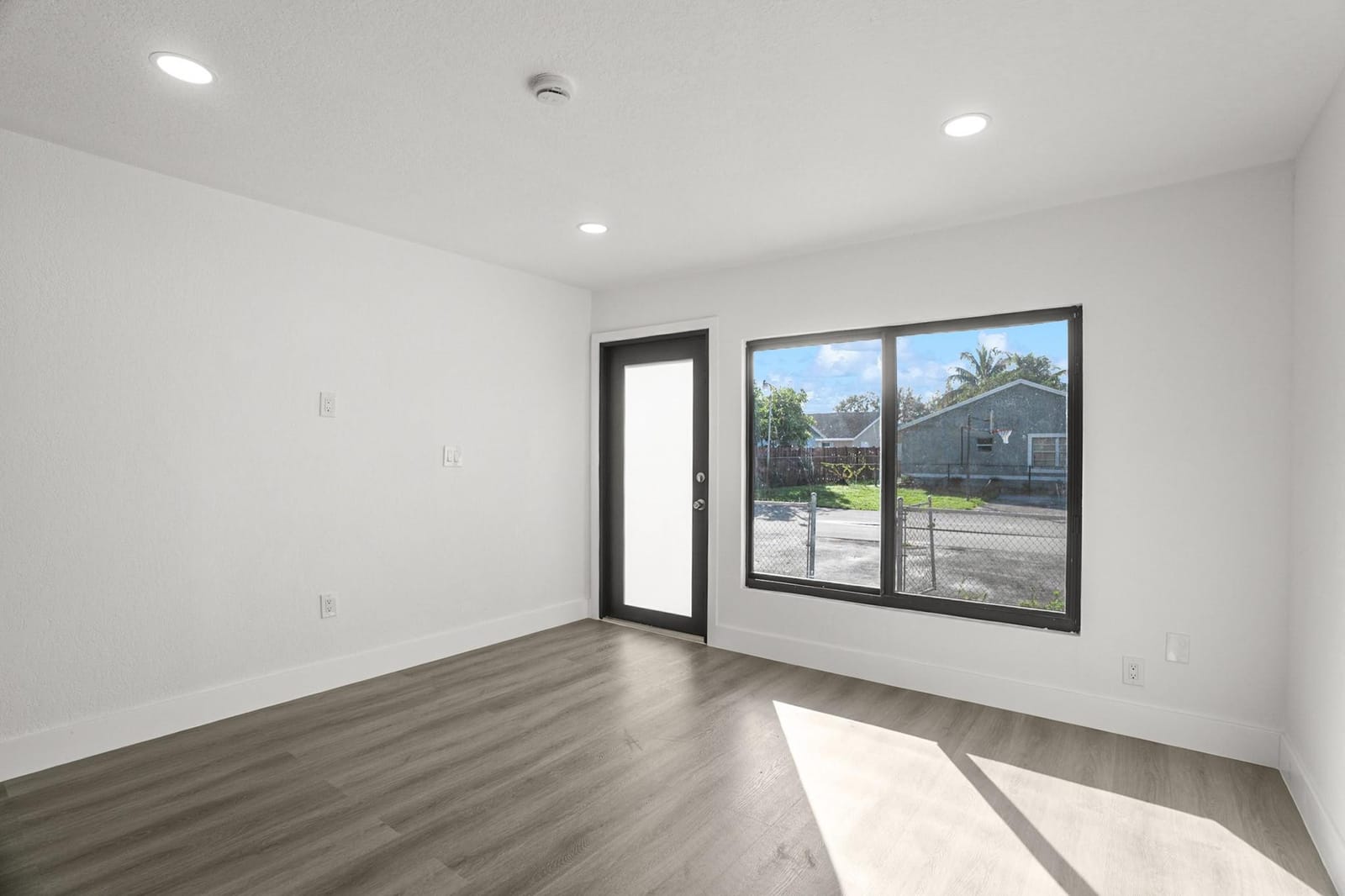 20731 NW 41st Avenue Road — photo 4