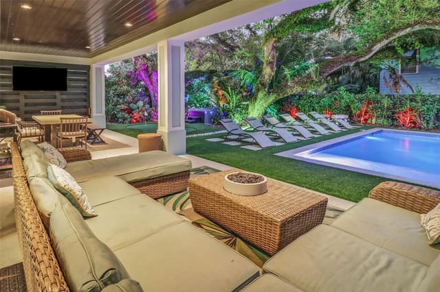 626 SW 12th Avenue, sold in Riverside Add Amen Plat, Fort Lauderdale, FL
