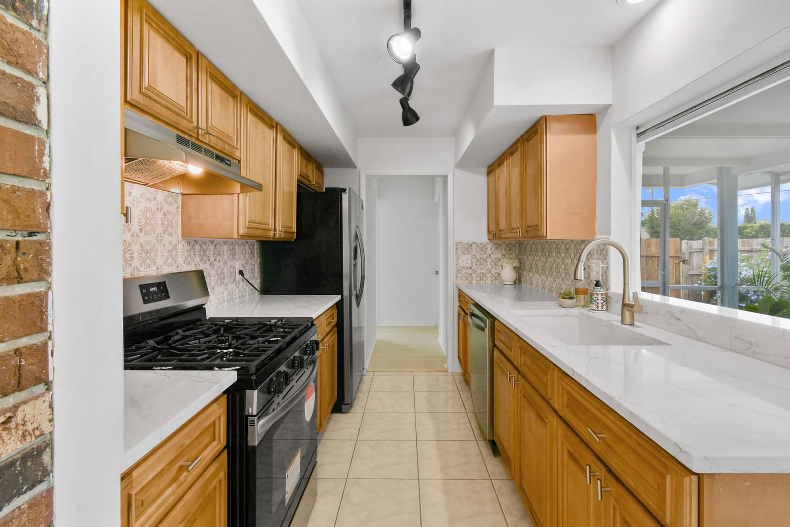 507 NW Billiar Avenue — photo 4