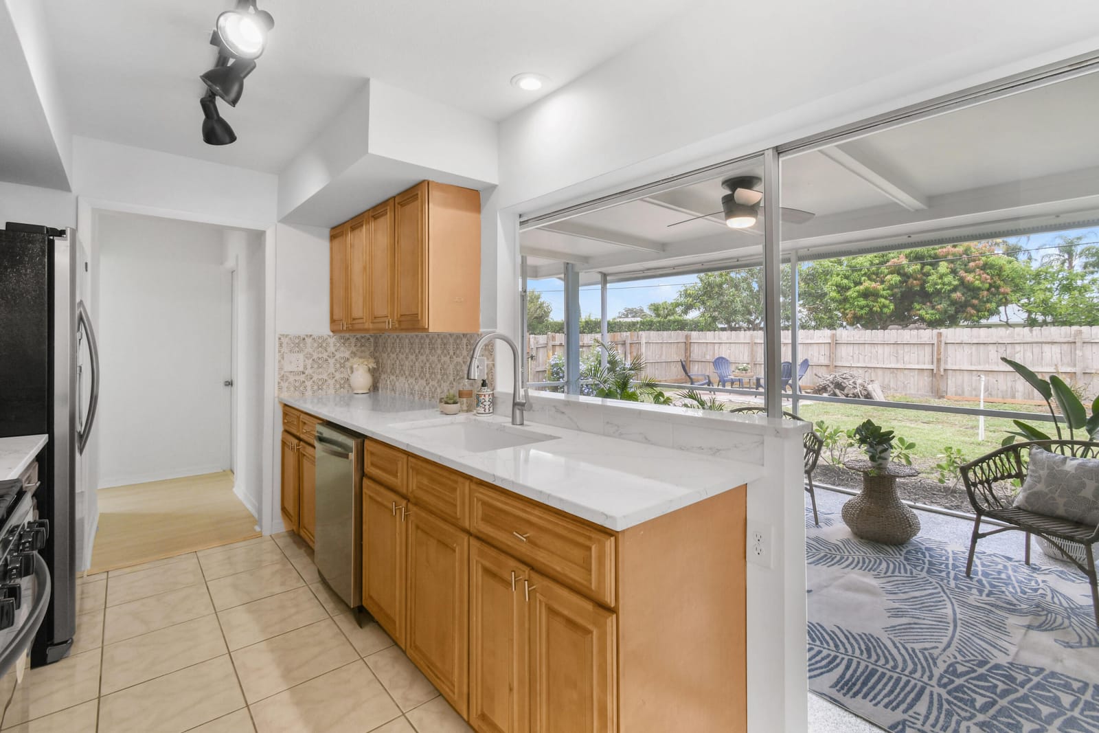 507 NW Billiar Avenue — photo 5