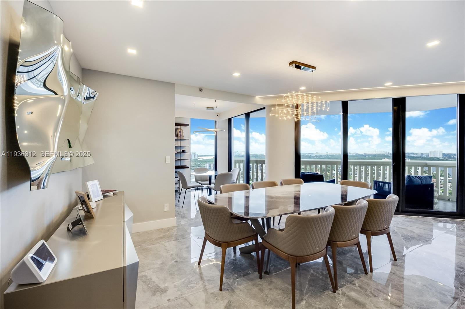 2000 Island Boulevard 2507, Aventura, FL 33160 photo 5