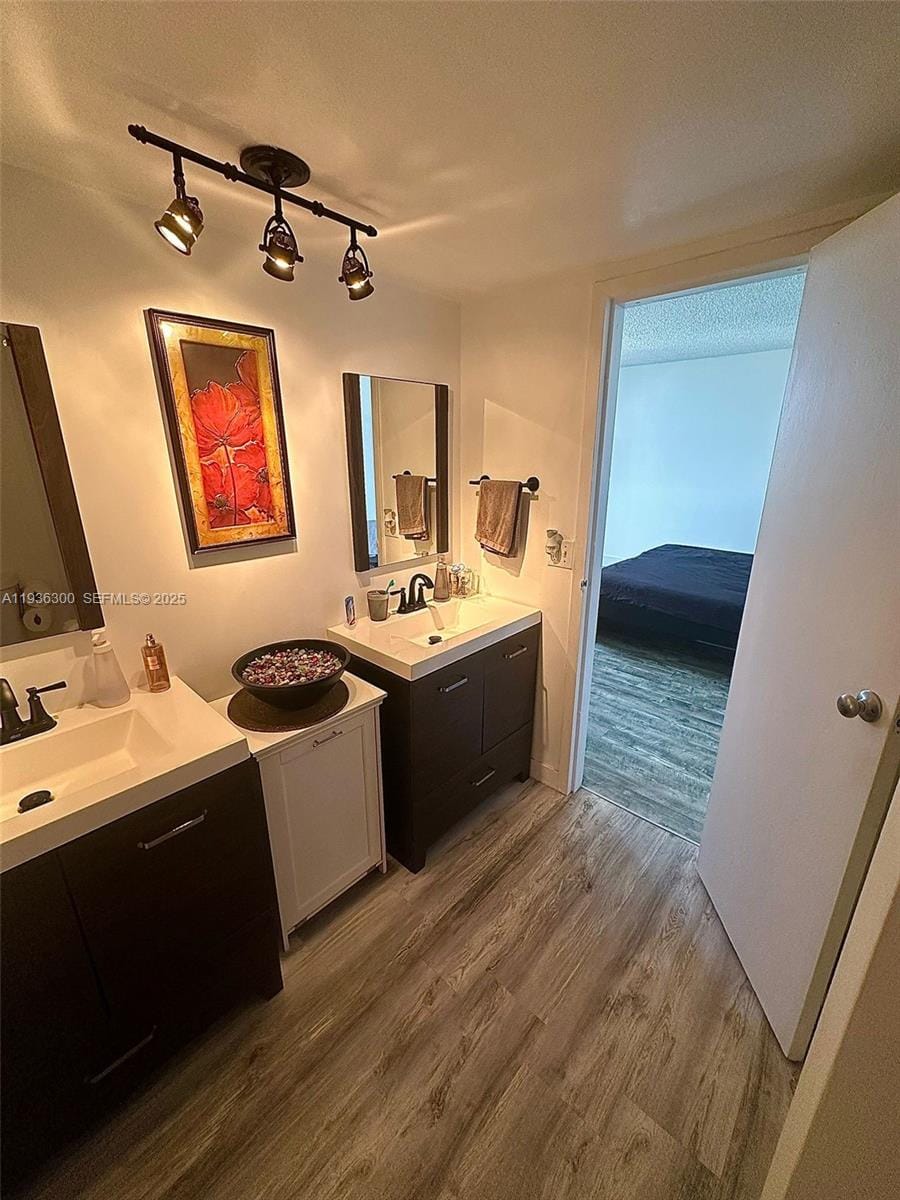 13499 Biscayne Boulevard 1013, North Miami, FL 33181 photo 22