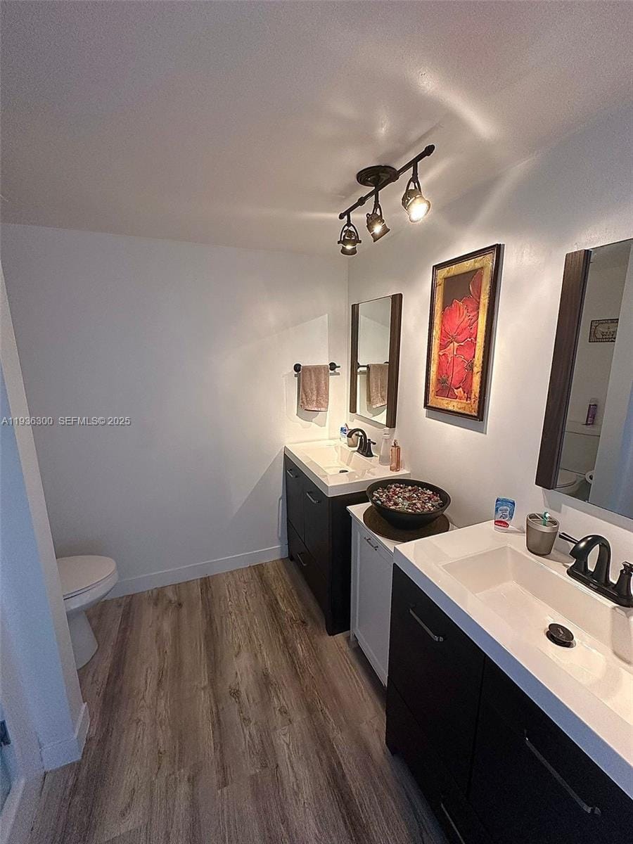13499 Biscayne Boulevard 1013, North Miami, FL 33181 photo 23