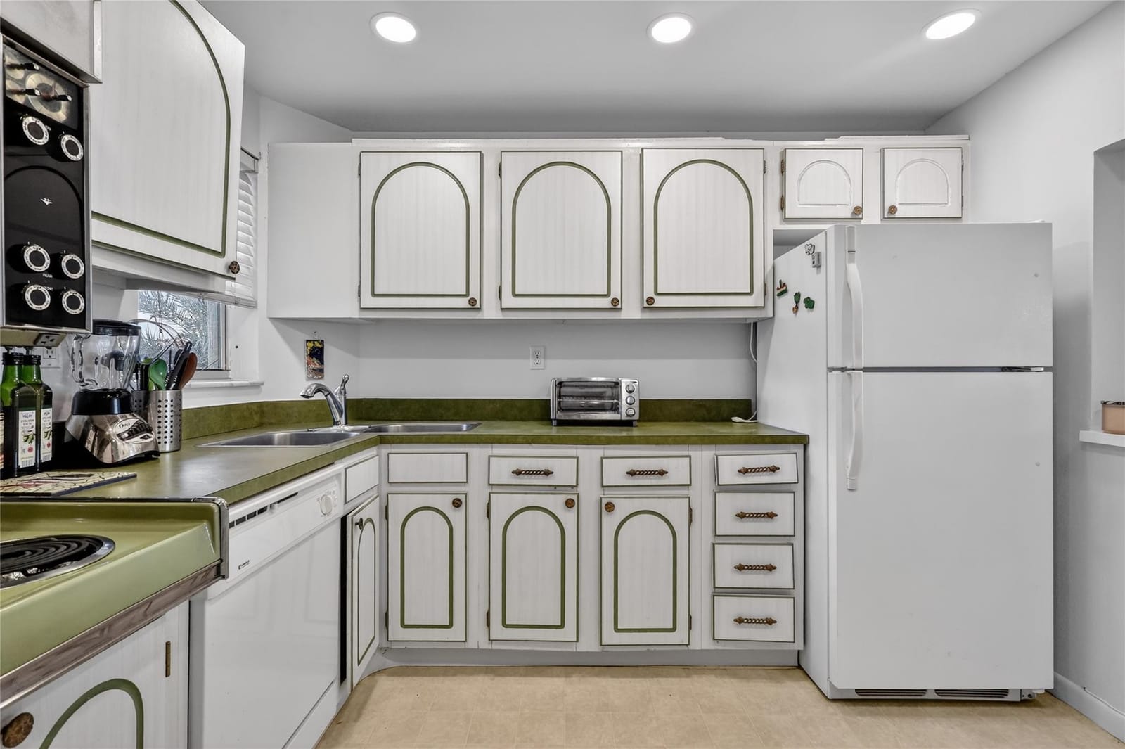 8900 Washington Boulevard 306A — photo 3