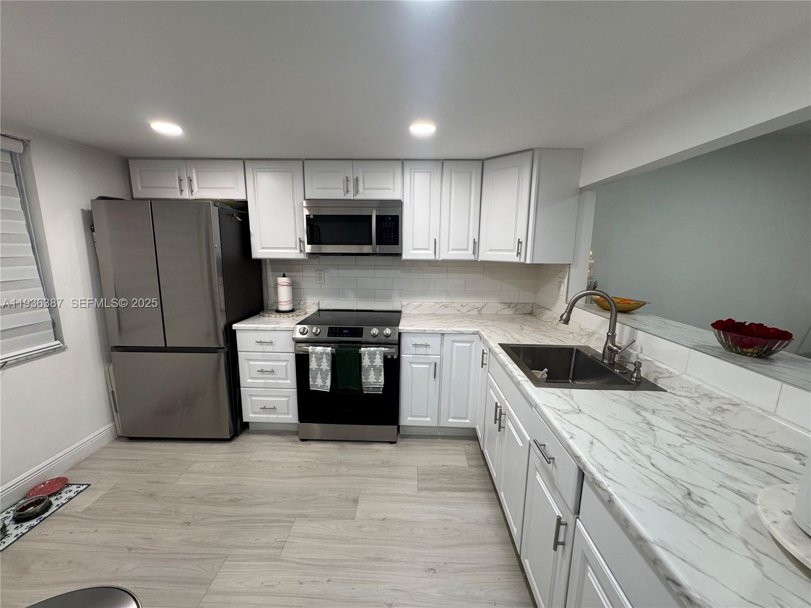 900 Colony Point Circle 218, Pembroke Pines, FL 33026, Pembroke Pines