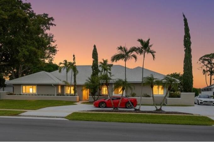 2106 Sunderland Avenue, Wellington, FL 33414, Wellington