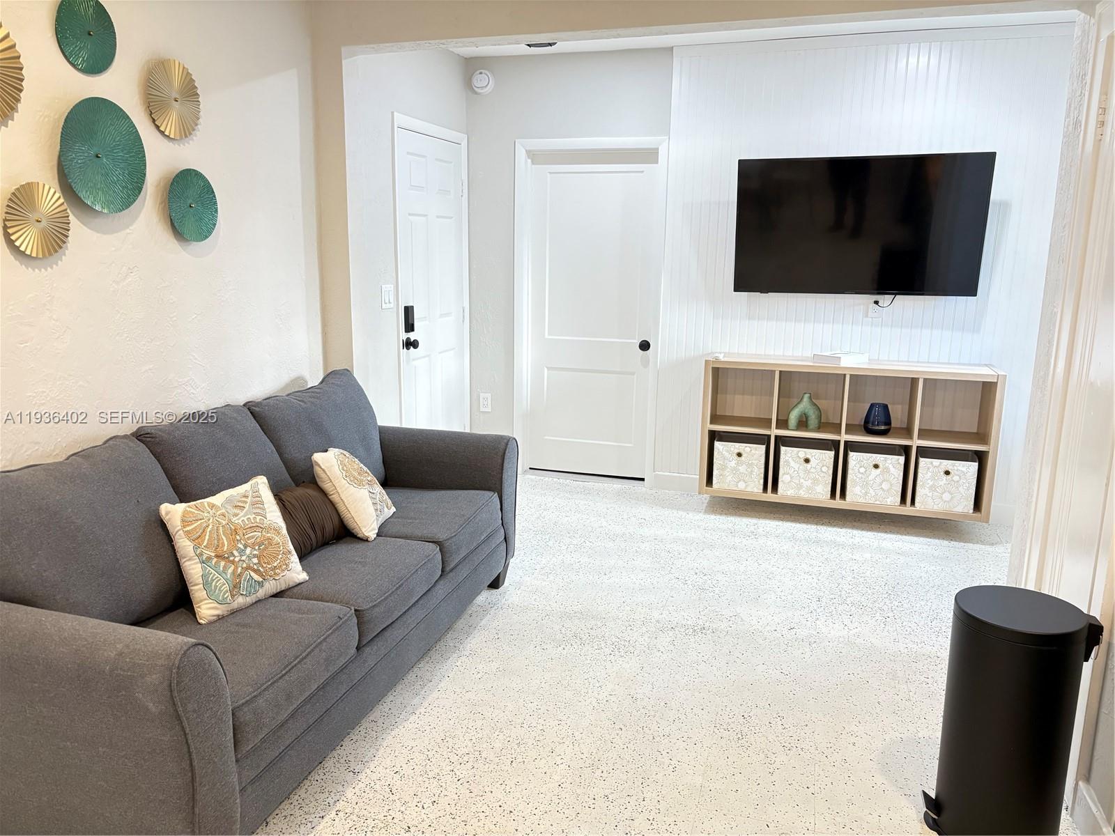 1901 SW 9 Street 1, Miami, FL 33130, Miami