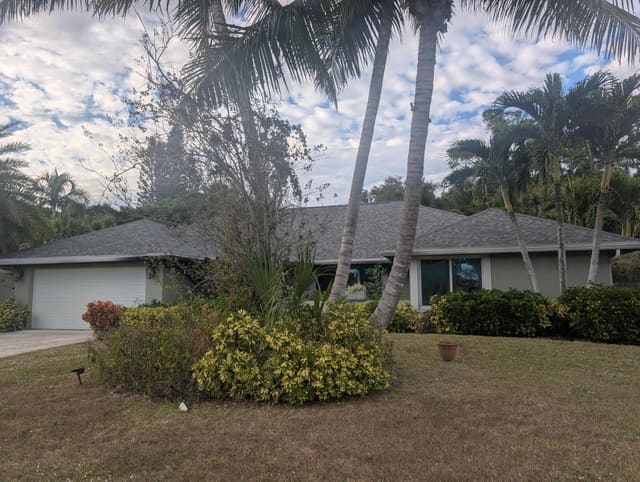 13731 Ishnala Circle, sold in Pinewood Manor Of Wellington, Wellington, FL