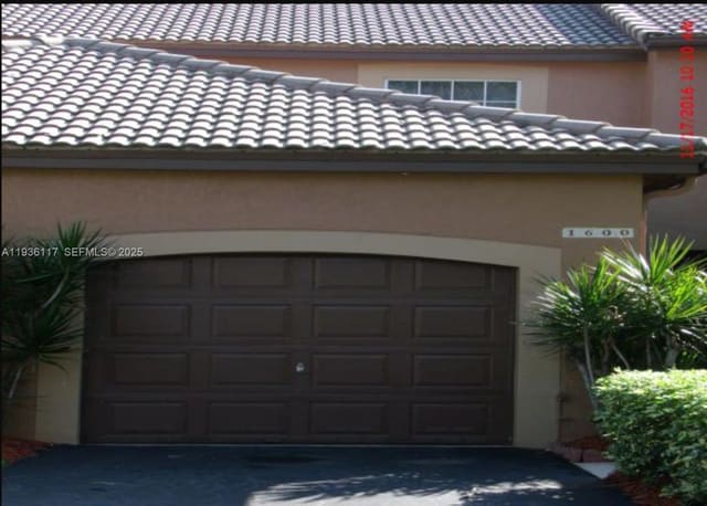 1600 Veracruz Lane, Weston, FL 33327