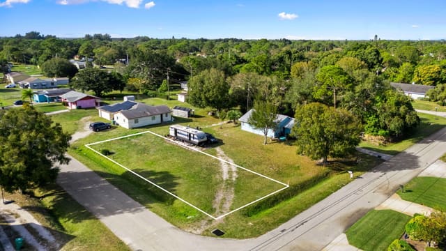 3694 Avenue K, Fort Pierce, FL 34947