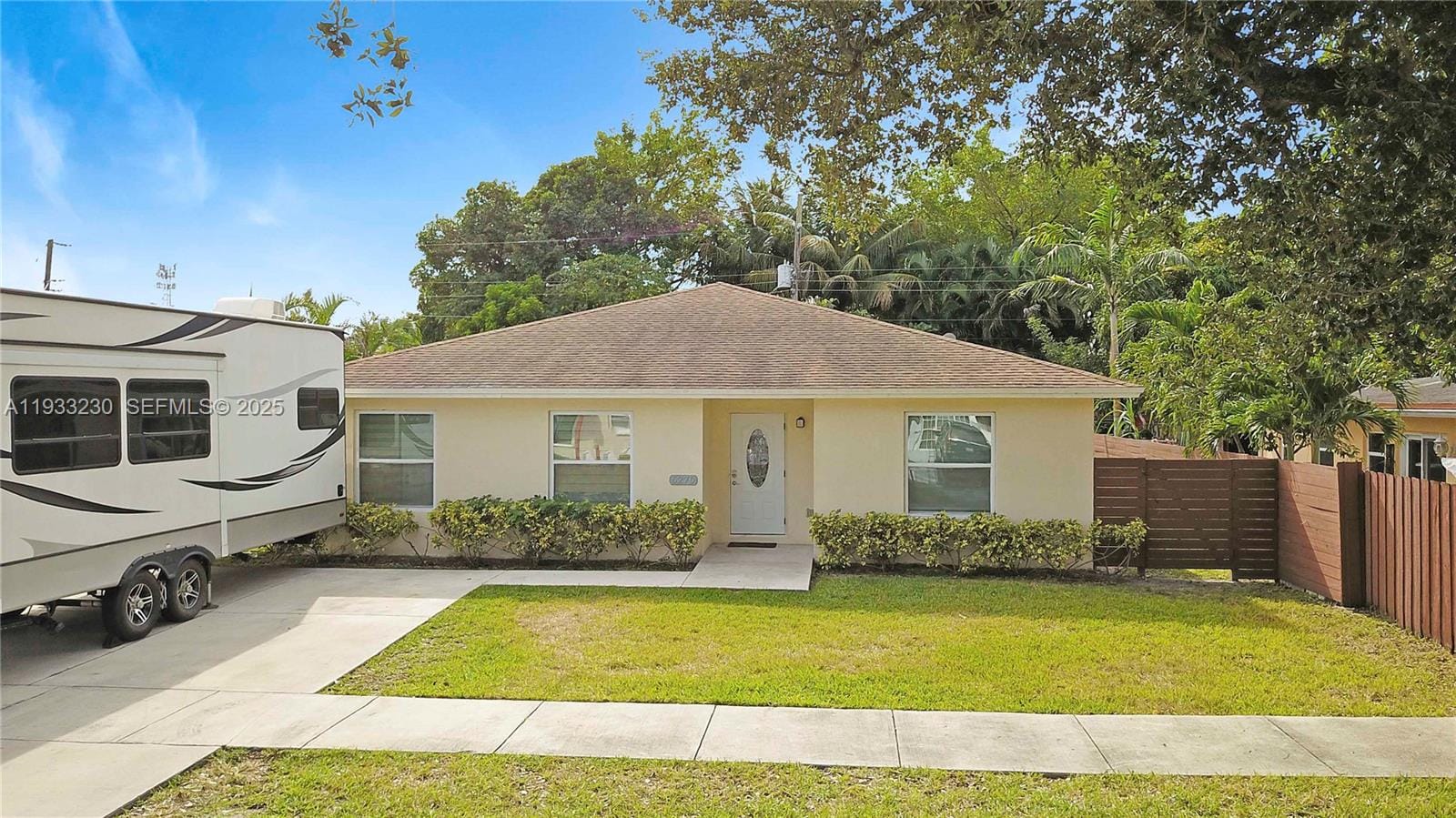 6270 Arthur Street, Hollywood, FL 33024
