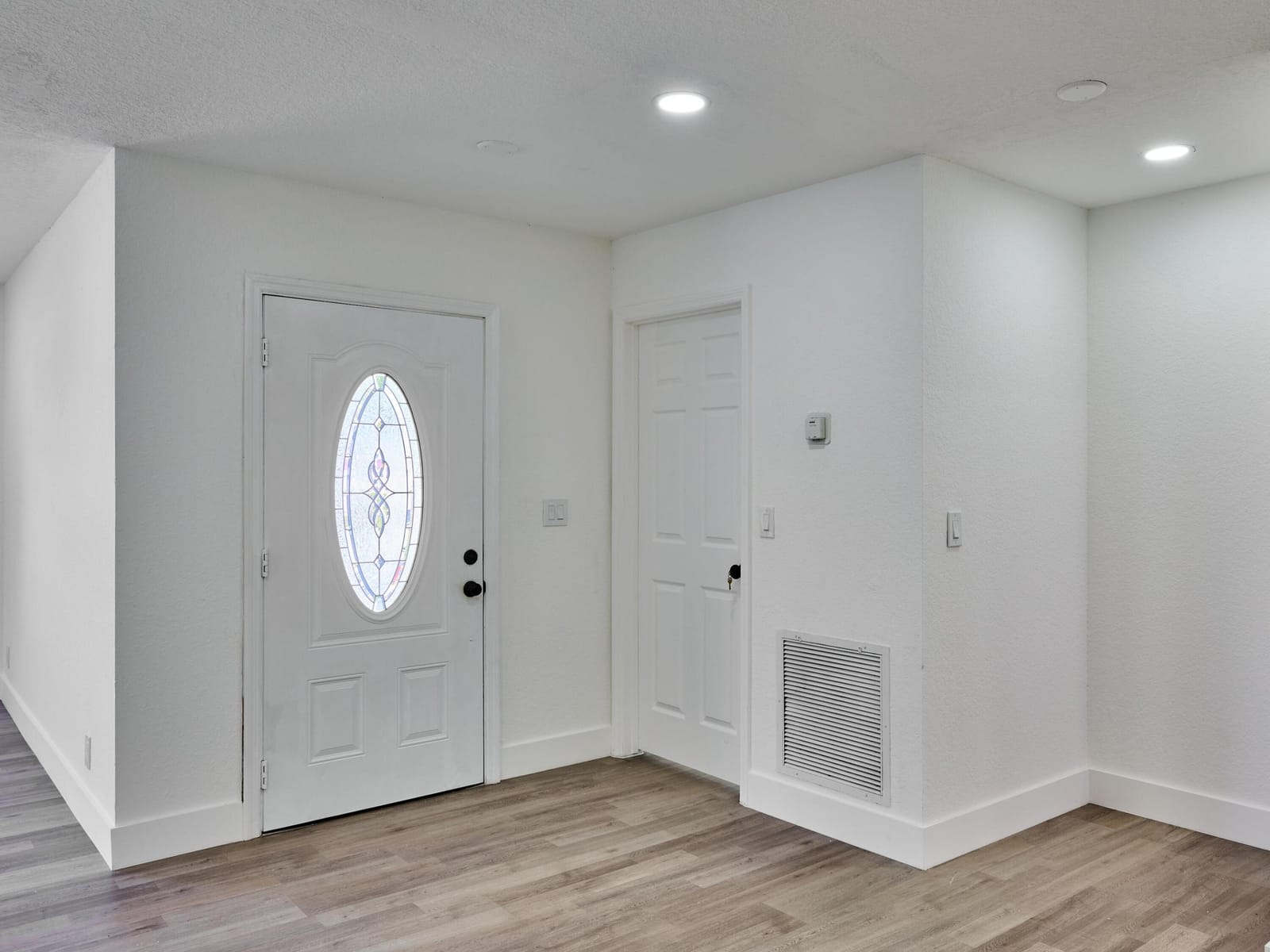 1549 W 19th Street — photo 12