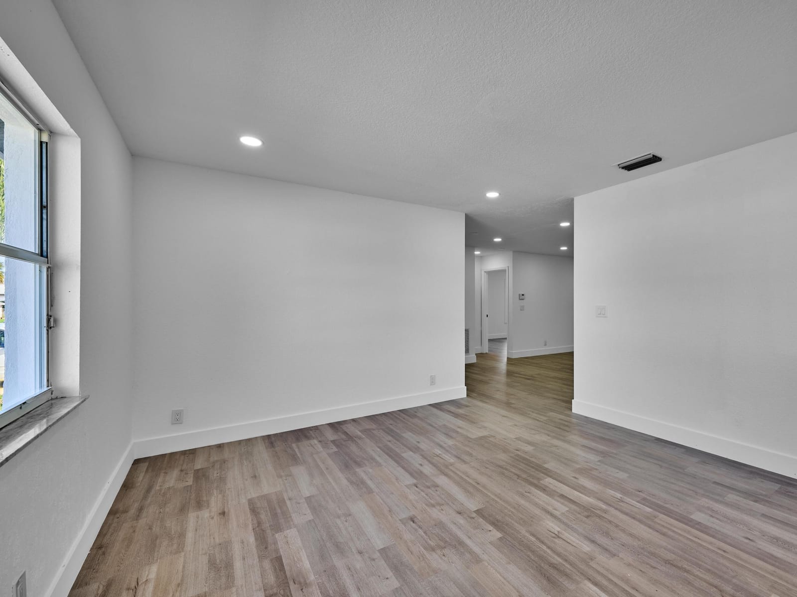 1549 W 19th Street, Riviera Beach, FL 33404 photo 24