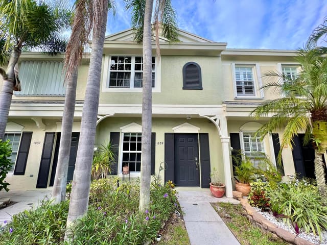 1039 Kokomo Key Lane, sold in Kokomo Key, Delray Beach, FL