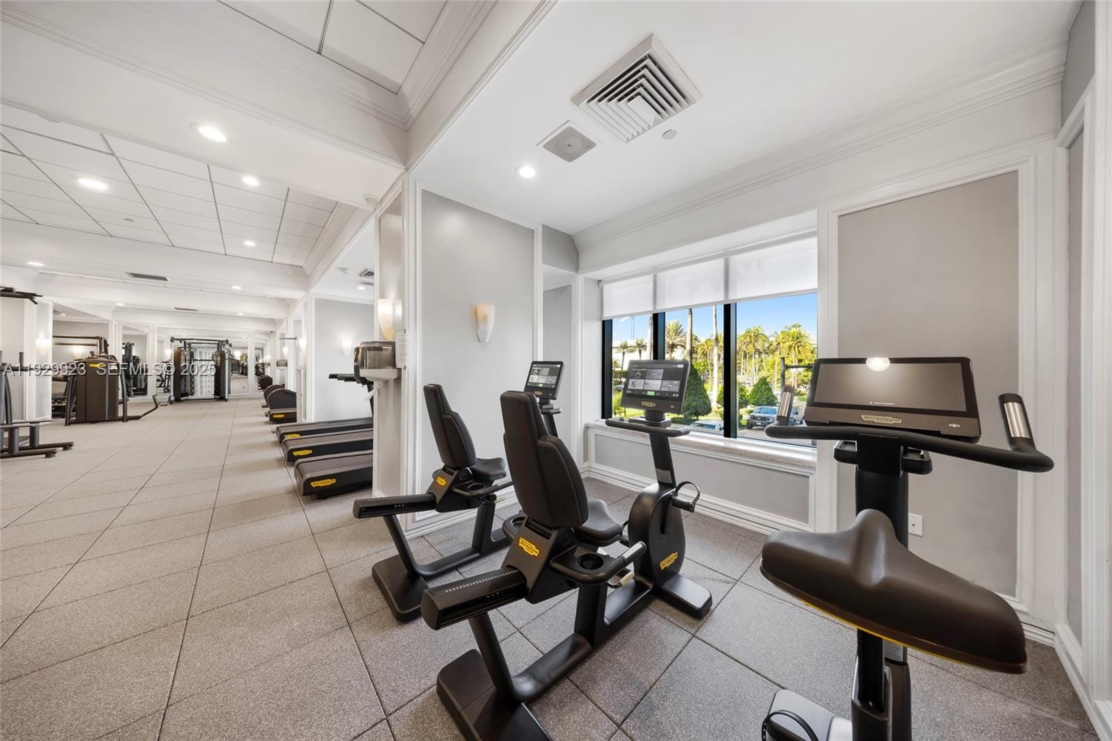 9801 Collins Avenue 8N Ocean Views — photo 5