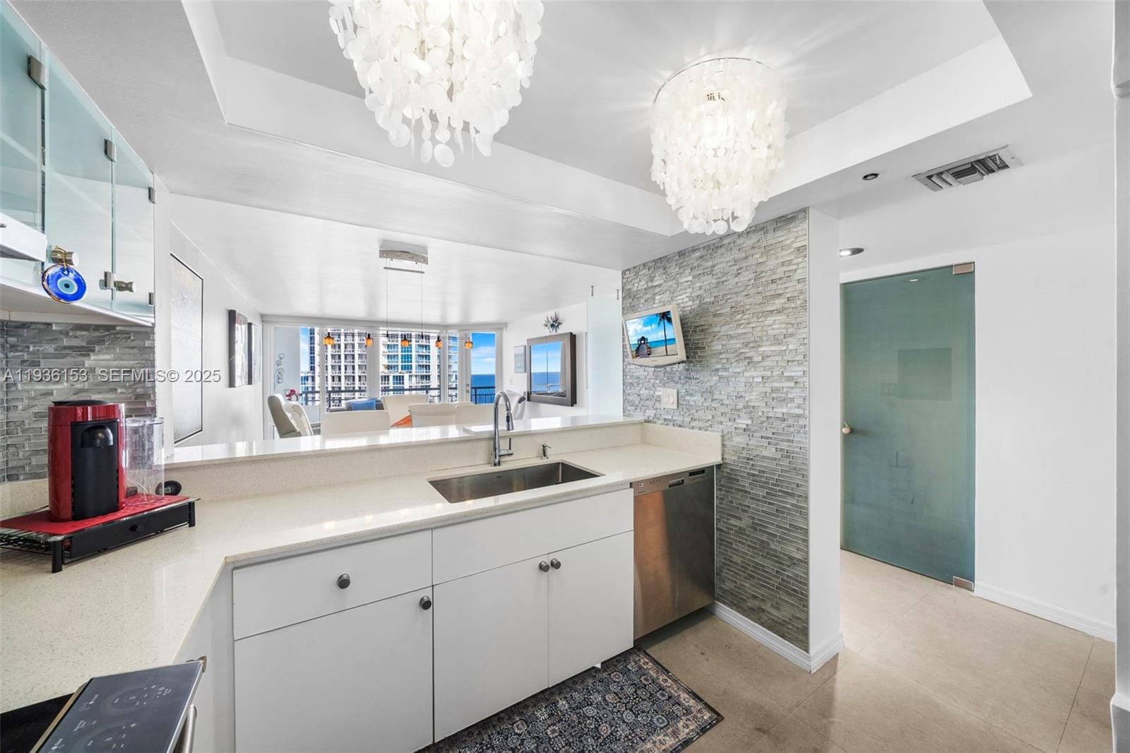 400 S Pointe Drive 2208 — photo 12