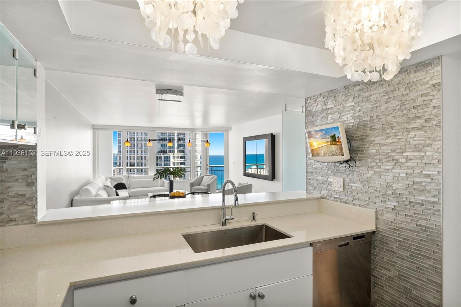 400 S Pointe Drive 2208 — photo 10