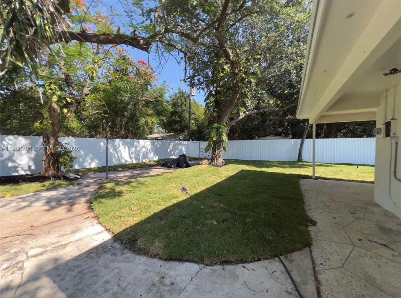 1220 N Andrews Avenue — photo 4