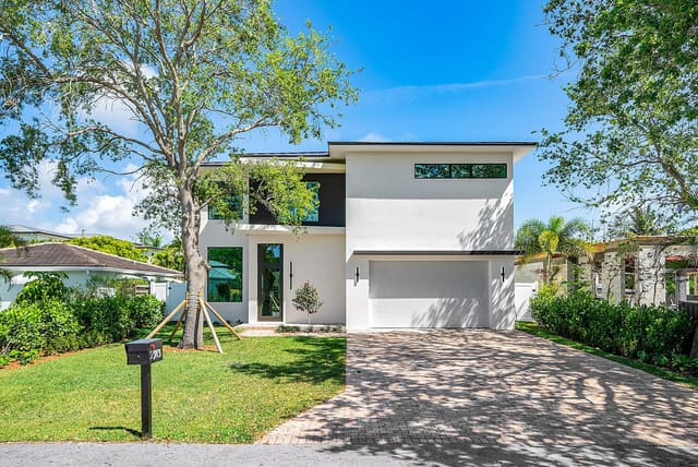 213 NE 9th Street, sold in Dell Park, Delray Beach, FL