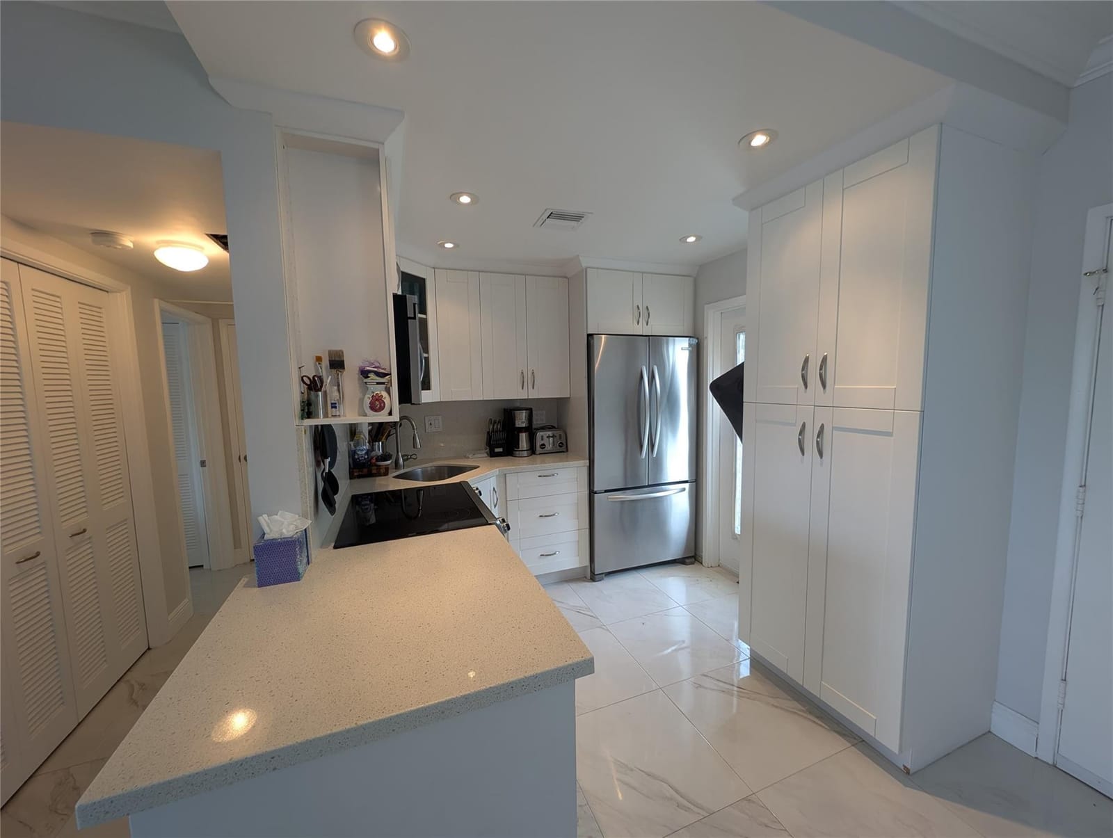 3209 S Ocean Drive 4E — photo 3