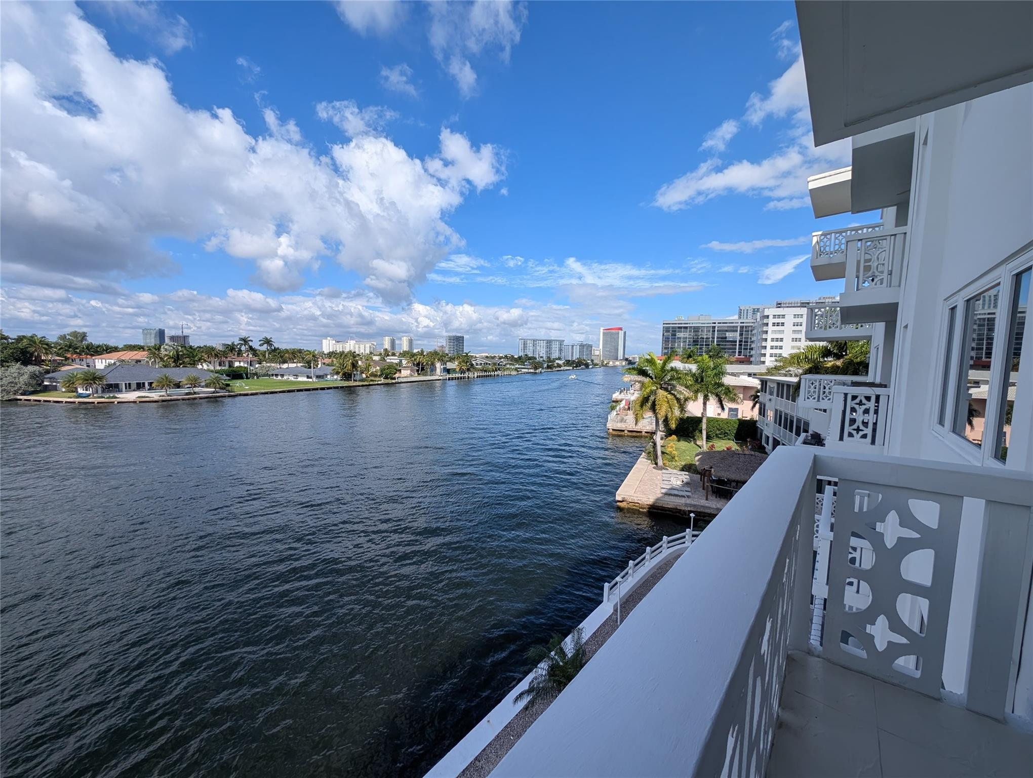 3209 S Ocean Drive 4E, Hallandale Beach, FL 33009, Hallandale Beach