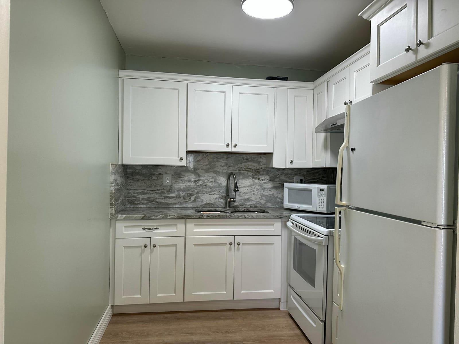 2381 Sunset Avenue 216, Lake Worth, FL 33461 photo 14