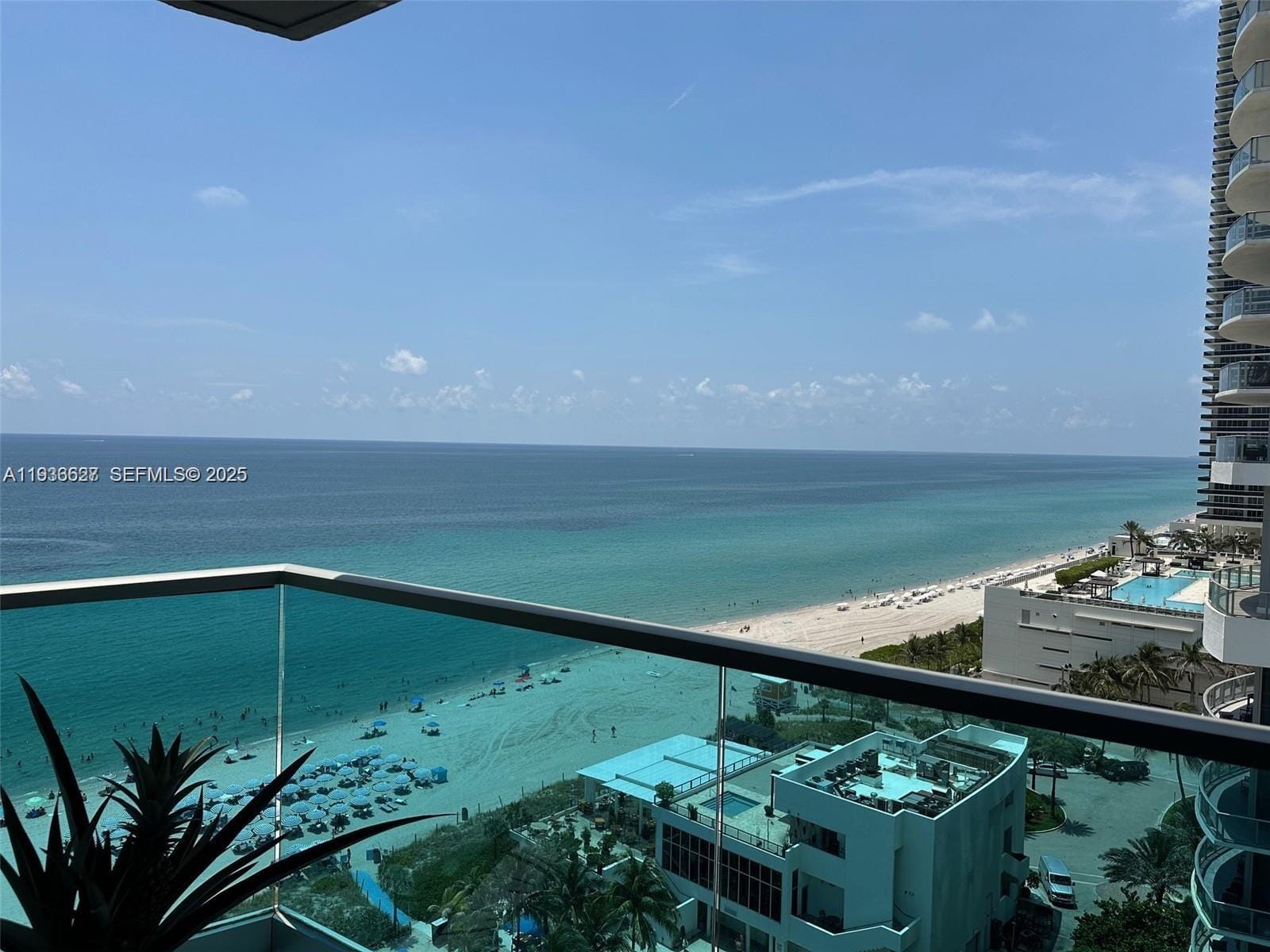 Sold home at 4001 S Ocean Drive 16R, Hollywood, FL 33019