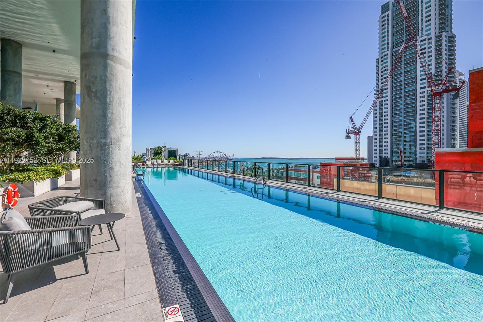398 NE 5th Street 2319, Miami, FL 33132 photo 17