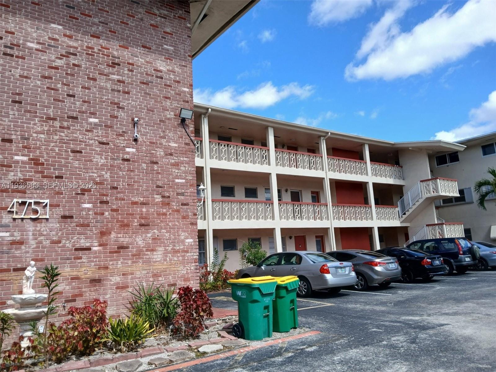 4751 NW 10th Court 310 — photo 2