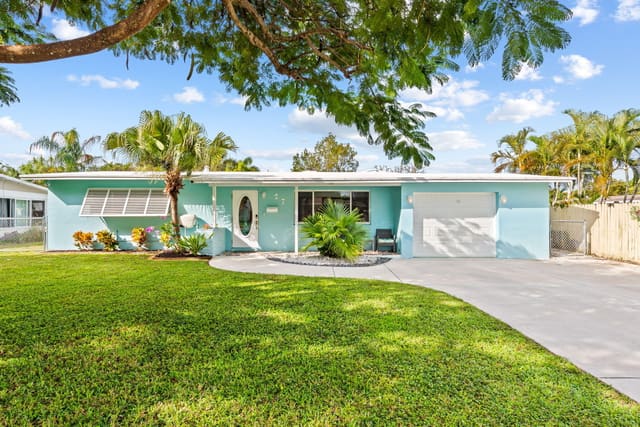 27 NE 16th Avenue, sold in Old Pompano, Pompano Beach, FL