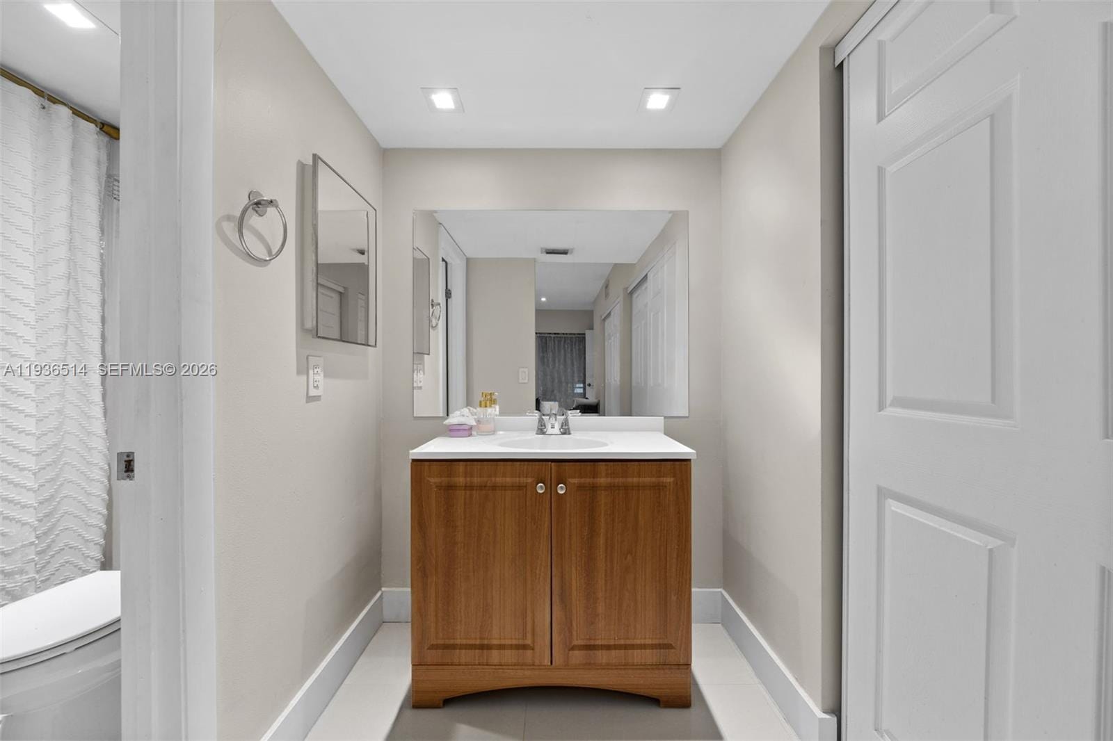 20310 NE 3rd Court 2, Miami, FL 33179 photo 16