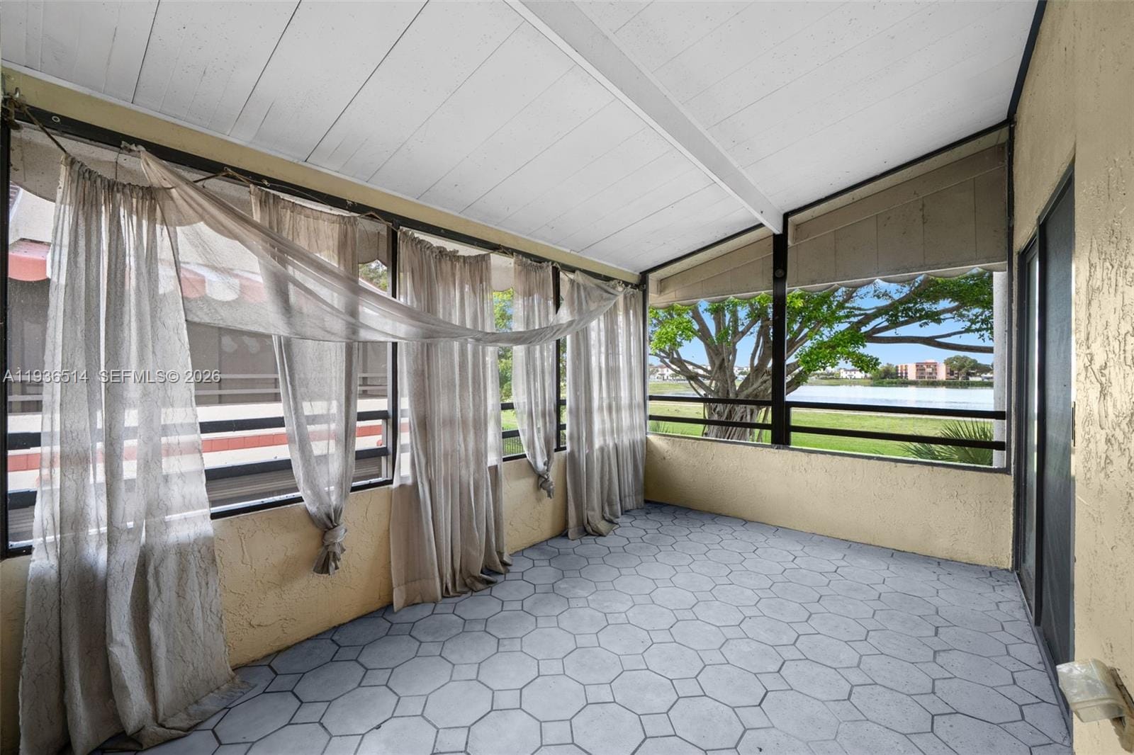 20310 NE 3rd Court 2, Miami, FL 33179 photo 20