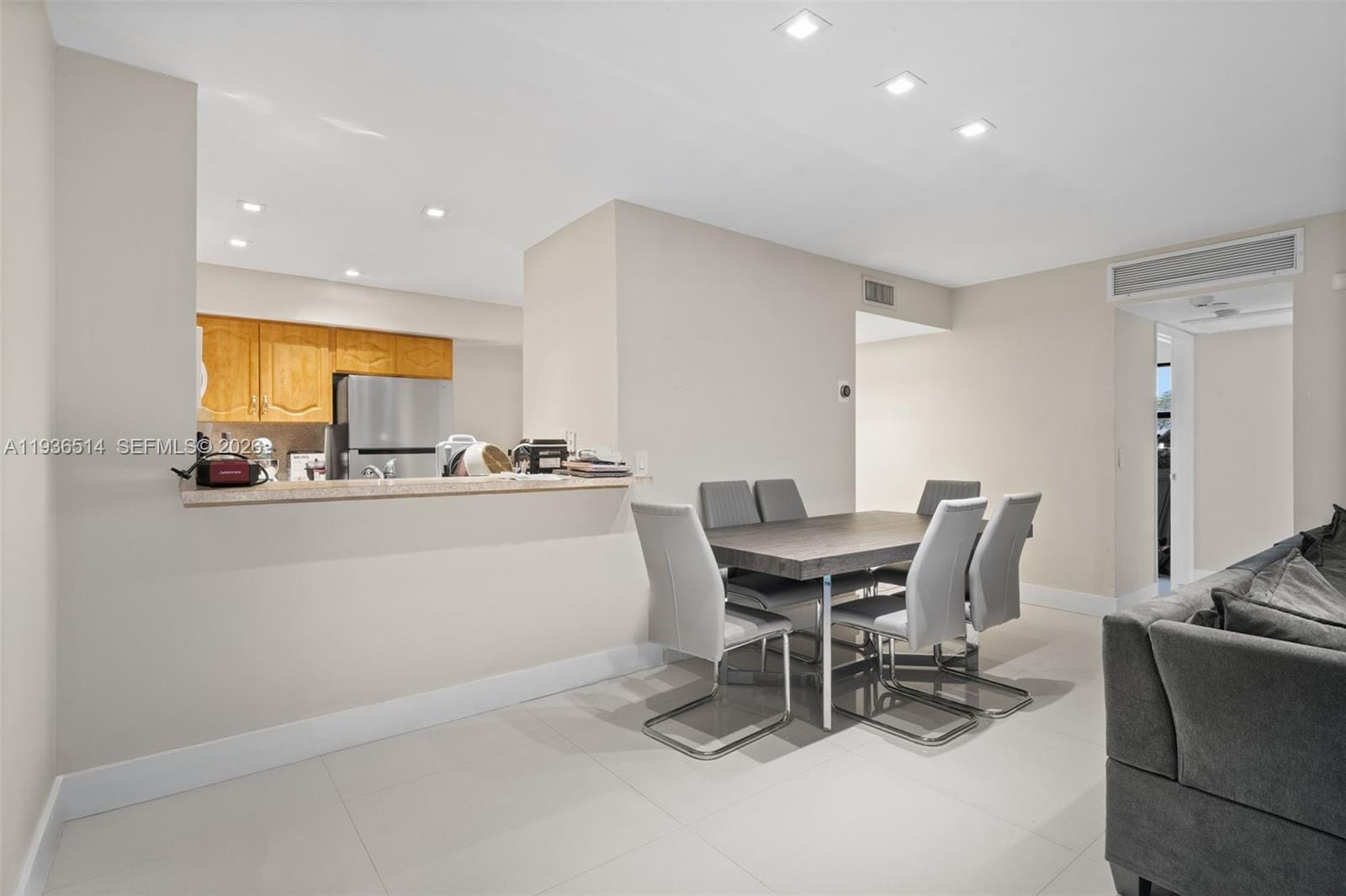 20310 NE 3rd Court 2, Miami, FL 33179 photo 5