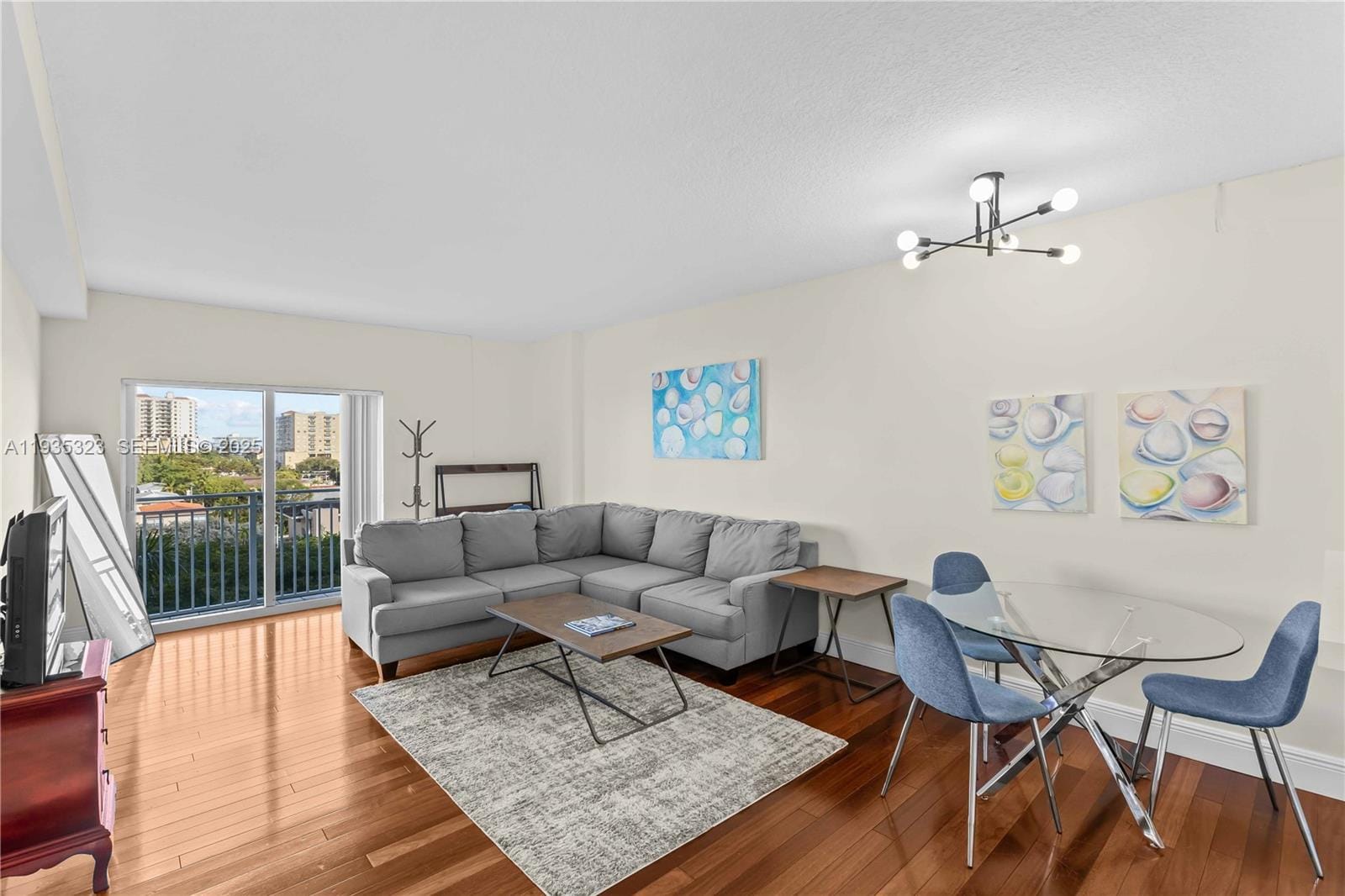 50 Menores Avenue 522 — photo 1