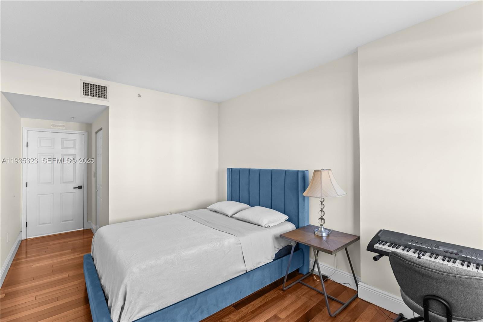 50 Menores Avenue 522 — photo 5