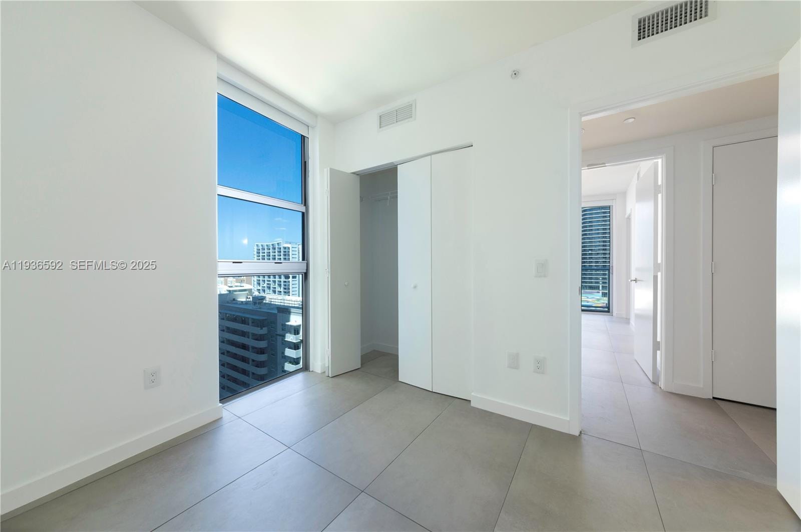 1100 S Miami Avenue 1707, Miami, FL 33130 photo 14