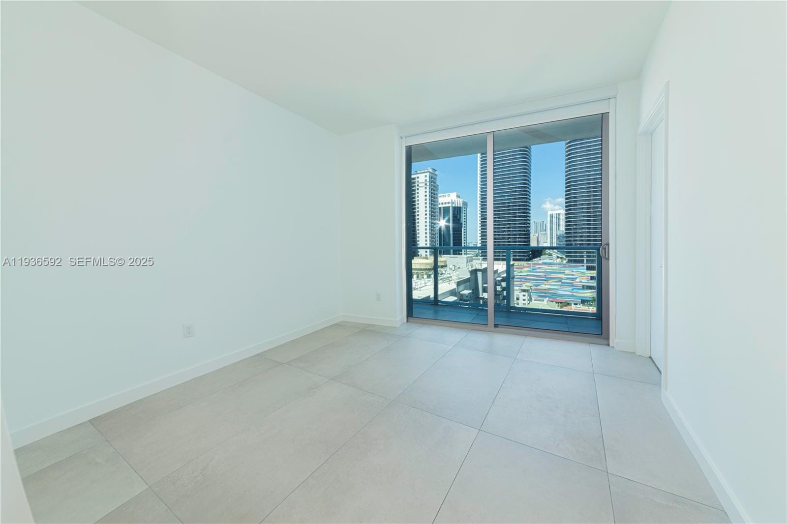1100 S Miami Avenue 1707, Miami, FL 33130 photo 17