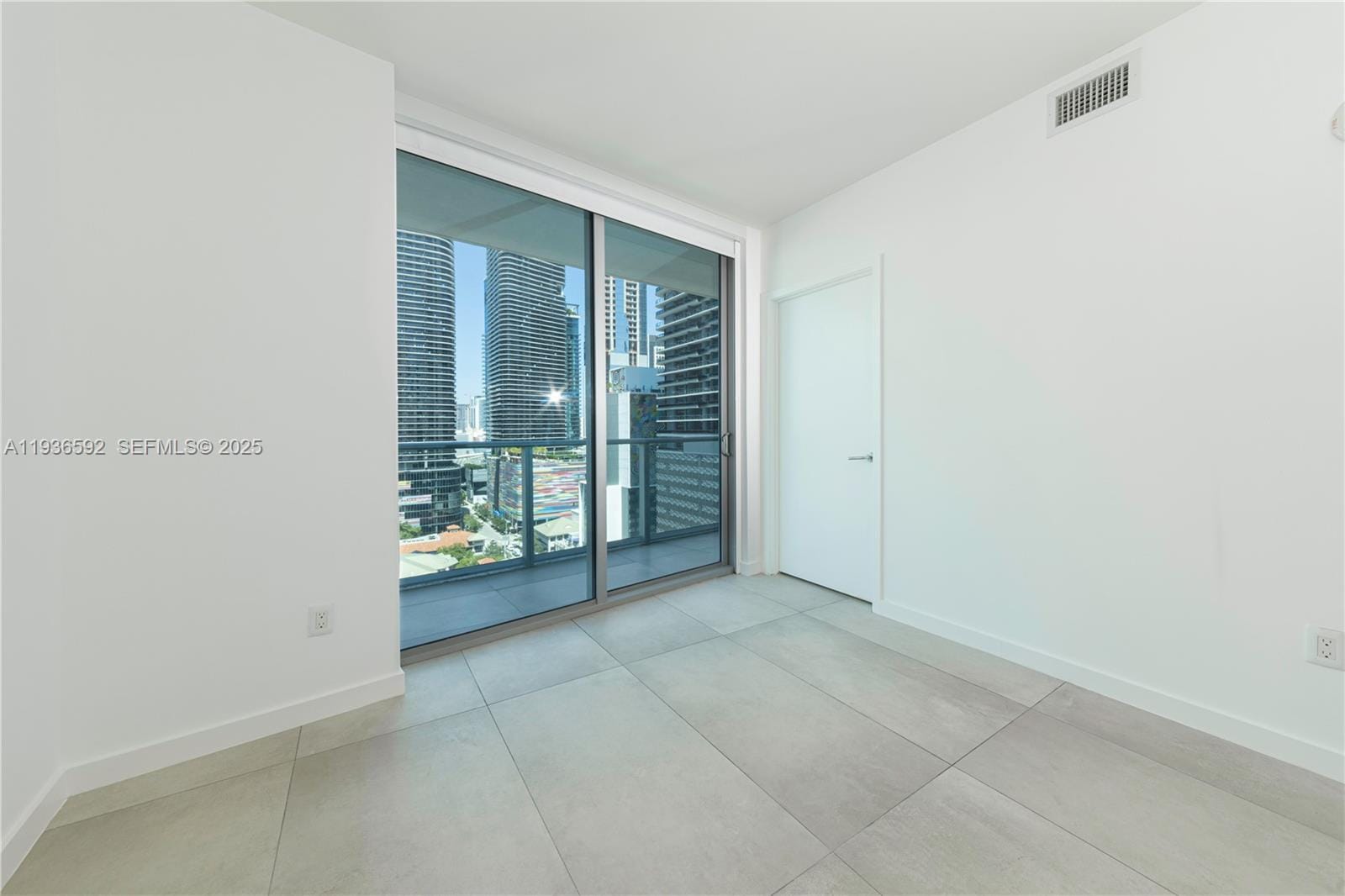 1100 S Miami Avenue 1707, Miami, FL 33130 photo 18