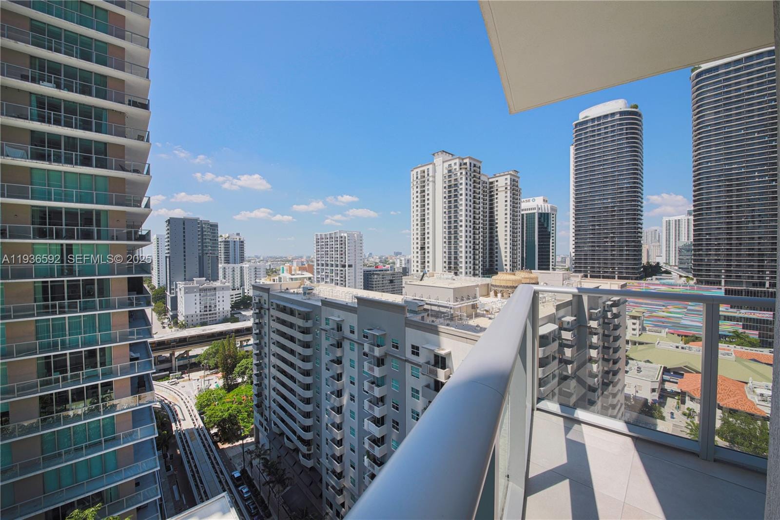 1100 S Miami Avenue 1707 — photo 3