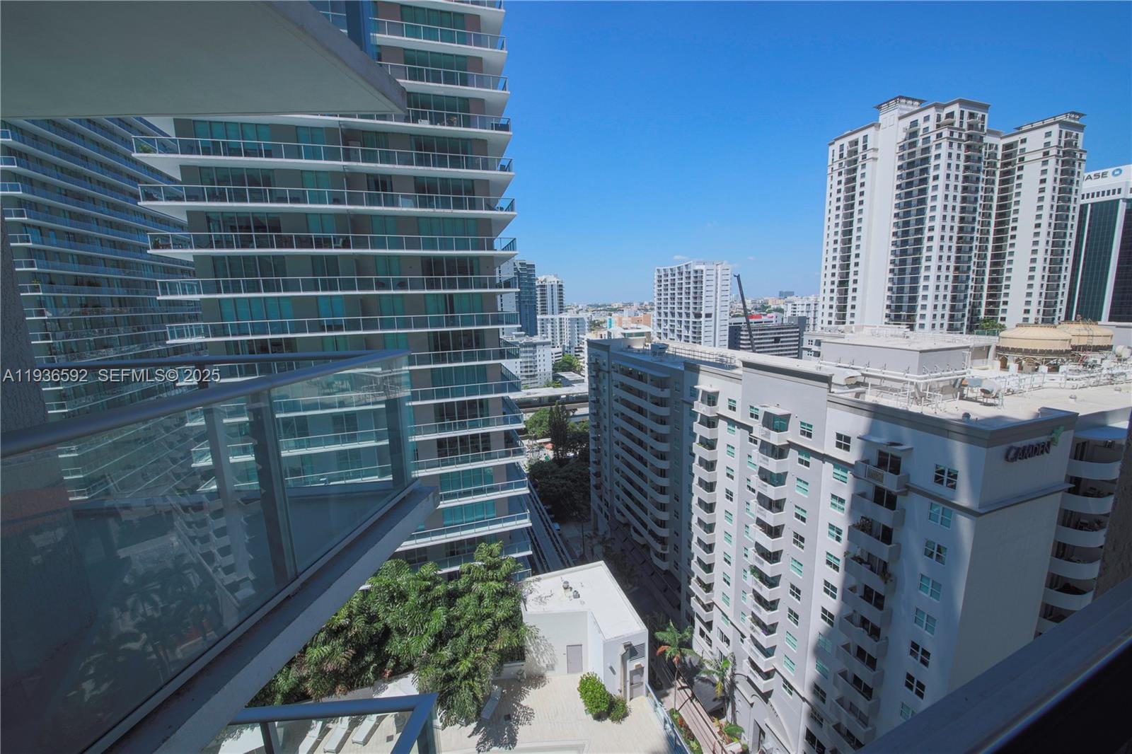 1100 S Miami Avenue 1707 — photo 4