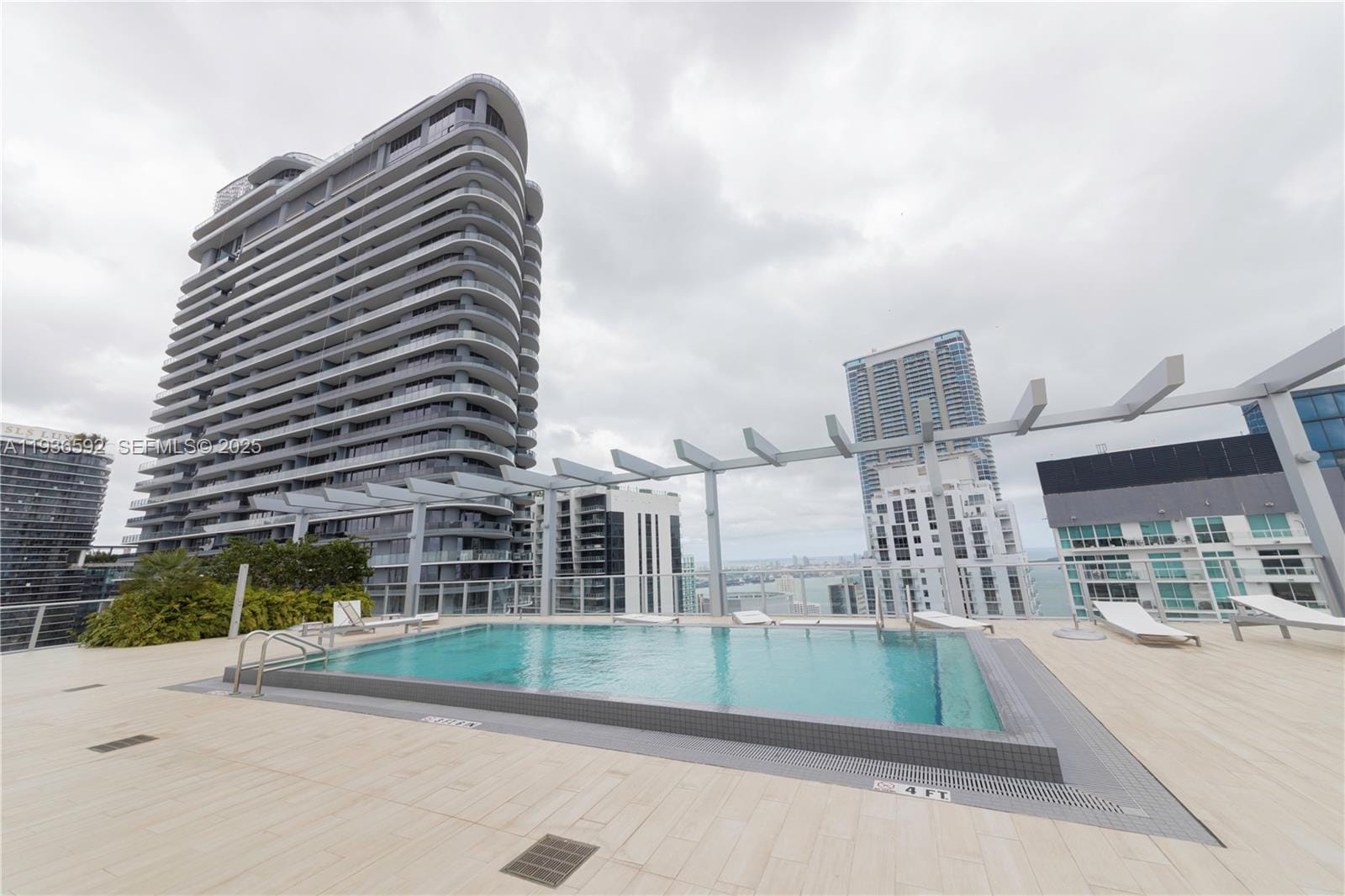 1100 S Miami Avenue 1707 — photo 7