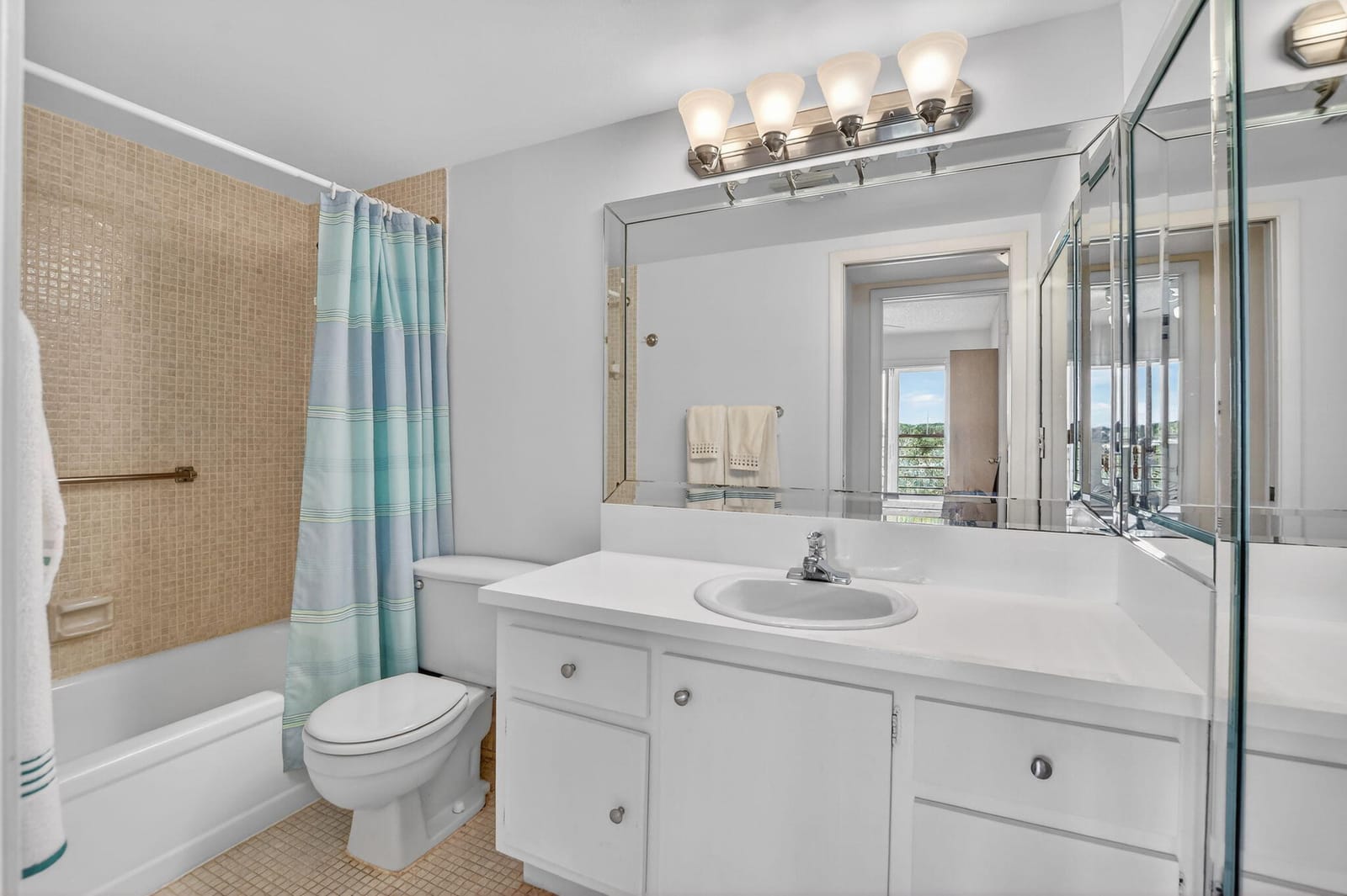 4008 Hythe A, Boca Raton, FL 33434 photo 20