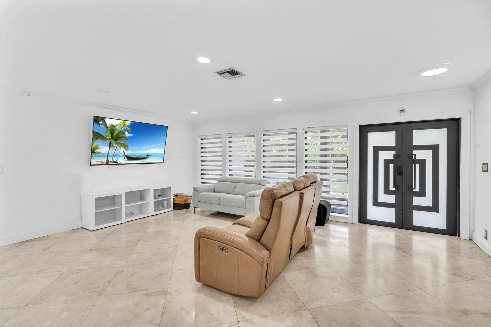11800 NW 25th Street — photo 3
