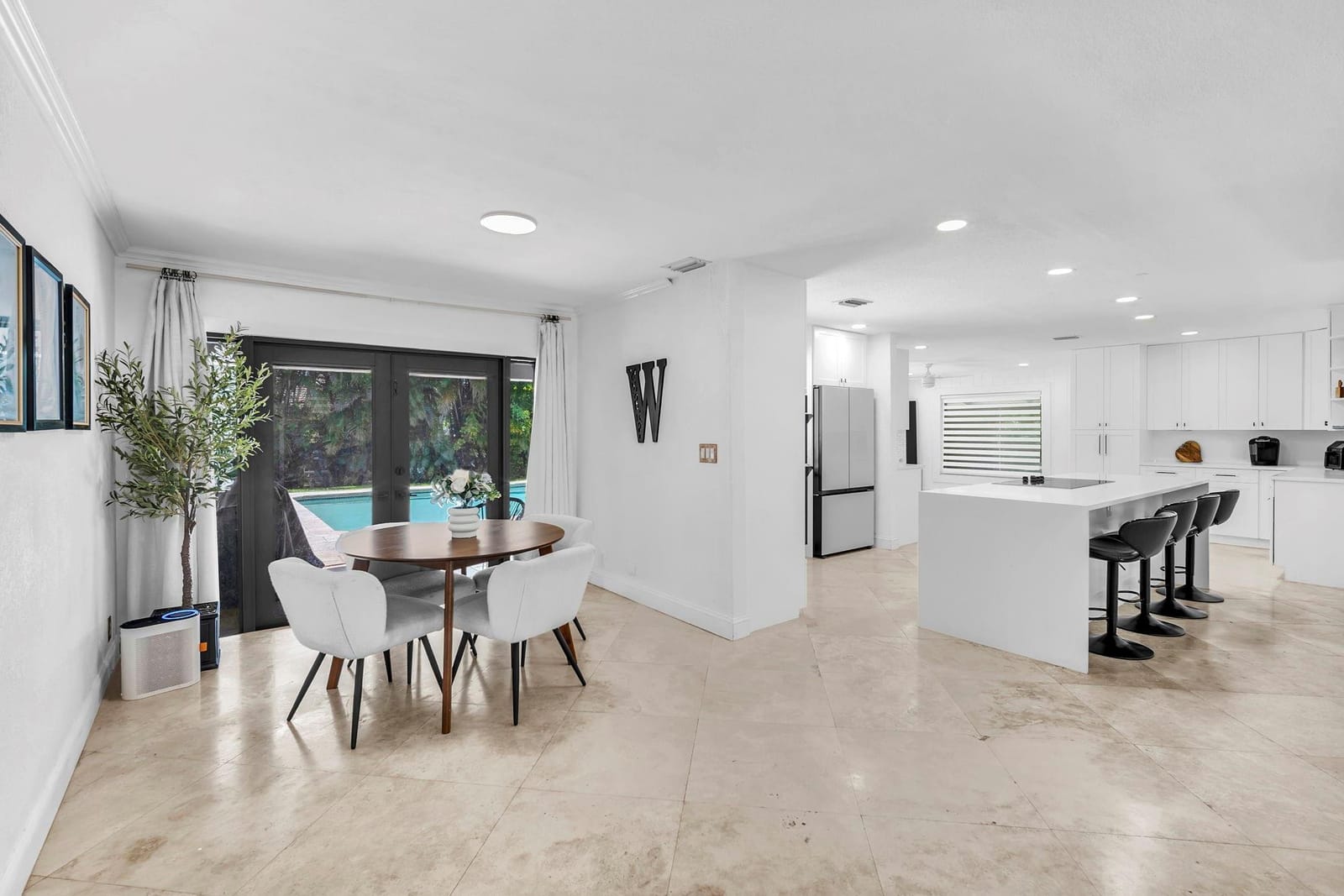 11800 NW 25th Street — photo 5